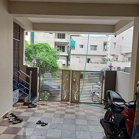 Sri Govinda Nilayam Home Stay 1 Visákhapatnam Kültér fotó