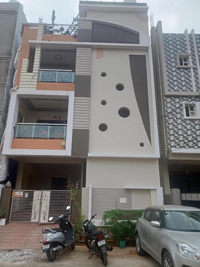 Sri Govinda Nilayam Home Stay 1 Visákhapatnam Kültér fotó